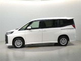 両側パワースライドドア付きだから、狭い駐車スペースなどでの 乗り降りラクラク!小さなお子さまのいるご家庭には嬉しい装備。