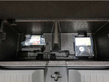 タイヤパンク修理キットが装備されております!