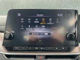 日産純正ナビゲーションには、フルセグTV・ブルートゥースオーディオなど様々なソース機能が付いています。是非、お気に入りの音楽で楽しい運転の時間をお過ごし下さい。