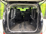 【パワーバックドア】スマートキーや運転席のボタンを押すだけでリアゲートが自動で開閉します!荷物を持っている時や、高い位置にあるバックドアを閉める際に便利な機能です♪