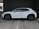UX 300h Fスポーツ 4WD 