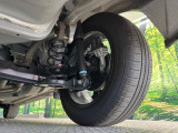 お車を安心してお乗りいただく為には、足回りの定期点検が欠かせません。サービスサポート(有償保証)では無料点検もご提供しており、安心のカーライフをお過ごしいただけるサポート体制が整っています。