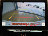 バックガイドモニターで、後方を確認しながら安心して駐車することができます。運転初心者も熟練者も必須の機能ですよ!