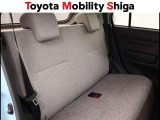 後席もゆとりあるスペ-スを確保しております。