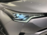 ★LEDヘッドライト★LEDは明るく遠くまで照らす光量で夜間走行の視認性を高めます。長寿命で省電力!見た目もスタイリッシュです。
