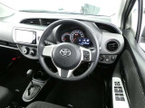 見通しのよいすっきりとした視界で、誰でも運転しやすいです。運転のしやすさは疲れにくさにも繋がりますよ♪