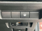 運転席まわりの画像です。