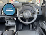 ◆LIBERALAは、輸入車選びの新たなスタイルを提案するインポート・セレクト・ブランドです。オーナー様となる方がクルマから直接感じる感性を第一にした、最良の一台との出会いをコーディネートいたします。