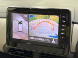 【全周囲カメラ】専用のカメラにより、上から見下ろしたような視点で360度クルマの周囲を確認することができます☆死角部分も確認しやすく、狭い場所での切り返しや駐車もスムーズに行えます。