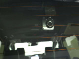 リヤ用ドライブレコーダー装備!これがあれば、相手方が危険運転をしてきた場合などでも客観的に証明でき、事故や事件の直接的な証拠の確保にも生り得ます。