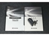 キーを取り出さずにドアを施錠&解錠。クルマの始動も可能です。