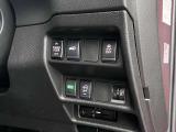 パワーバックドア付きですので、ゴルフの時や荷物をたくさん持っている時など特に便利です!