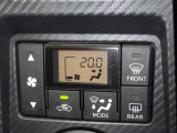 【オートエアコン】お好みの温度に設定して頂くと、車内の温度を自動調整♪快適にクルマの中を過ごして頂けます。