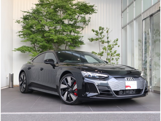 e-tron GT クワトロ 4WD 