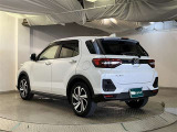 リヤ、後ろから見るとまた車の印象が変わってきますね☆☆