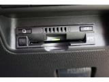 ボイスタイプのETC搭載。高速道路出入口もスマートに通過! 今やマストアイテムですね。納車前には使用できるようにセットアップをさせていただきます。ETCカードの取扱もしておりますのでご相談ください。