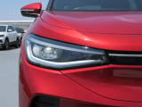 【IQ.LEDヘッドライト】フロントカメラで対向車や先行車を検知する最新のヘッドライトシステムです