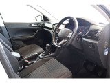 ドライバー目線で使いやすい運転席です。