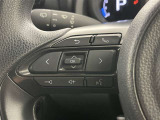 ステアリングスイッチ装備!運転しながら手元でオーディオの操作などができます。