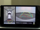 パノラミックビューモニター付きで、車両の周囲を確認することができるので安心できますね♪