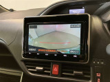 バックカメラが付いているので後方確認が非常にしやすいです。今や運転初心者も熟練者も必須装備!ついていて損はないですね♪