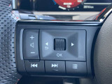 手元でナビの音量調整等が出来るのでナビの操作によるわき見運転を防止することが出来ます。
