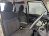 ゆったりとした運転席廻り♪