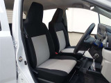 見通しのよいすっきりとした視界で、誰でも運転しやすいです。運転のしやすさは疲れにくさにも繋がりますよ♪