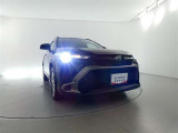 【LEDヘッドランプ】・・・消費電力の少ないLEDヘッドランプ。点灯してすぐに最大光量を発揮するのでトンネルなど周囲が急に暗くなった場合でも安心。