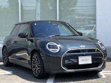MINI Cardご用意しております。充実のポイントプログラムや多様なサービスの他にカード契約期間中はMINI エマージェンシー・サービスが24時間365日ご利用いただけます。