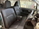 運転席広々