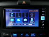 純正CD/AM/FMオーディオを装備です。Bluetooth装備ですのでスマホと通信で音楽が聴けます。