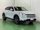 新しいハイブリッドシステムe:HEVは市街地走行では電気自動車に近いハイブリッドシステムでモーターが主役で走行します。充電の為にエンジンが始動しても優れた遮音性能で車内はとても静かで快適です