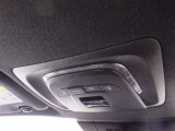 新車時発行のメンテナンスノートもしっかり装備されています。