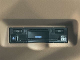 高速道路で便利な【ETC2.0】を装備しています。光ビーコン搭載で渋滞情報などナビゲーションと連動することで機能も充実いたします。他、観光施設に立ち寄るための高速料金割引サービス等もございます。