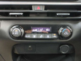 エアコン装備されています。車内の温度を調整して、より快適にお過ごしいただけます。