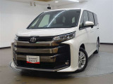 カラーはホワイトパールクリスタルシャイン! 走行距離は15000Kmとなっております☆
