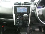 運転席・助手席の俯瞰視点です!乗った際のイメージが湧きますね!