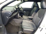 フロントシートです。シートは車両から取り外して徹底洗浄!安心してお座りいただけます!