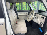 運転席シート廻りは使用感も少なく、良好な状態となっています。丁寧に使われていたことがよくわかりますね。