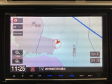 ワイド画面のナビゲーションはフルセグTV対応のGathers純正メモリーナビを搭載しています。Bluetoothオーディオ機能がありますので、スマートフォンなどの音楽も再生できます。
