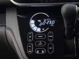 オートエアコンを装備しております!自動で調整してくれますので、車内も快適です☆