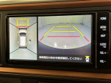 【フロントカメラ】運転席に座った状態で死角になりやすいクルマの前の様子まで確認でき安全ですね♪