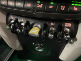 ◆LIBERALAは、輸入車選びの新たなスタイルを提案するインポート・セレクト・ブランドです。オーナー様となる方がクルマから直接感じる感性を第一にした、最良の一台との出会いをコーディネートいたします。