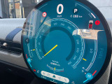 在庫車両はストックヤードにも保管してございます。あらかじめ在庫確認及びご来店日時のご連絡を頂けますと円滑なご案内が可能です。