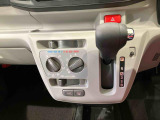 納車前にはプロのメカニックが、各部の点検を行います。ディーラーにしか出来ない品質、そしてサービスできっと満足していただけると思います!