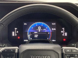 見やすいメーターレイアウトで運転をサポート!