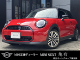 MINI専門のメカニックがドイツ本社と同様の教育・訓練を受け、360&deg;チェックリストに基づいた納車前点検を実施いたします。エンジン、トランスミッション、サスペンションはもちろんのこと、