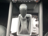 アクセルペダルを踏み込む量や速さに応じて変速パターンをし、人馬一体の運転感覚を発揮してくれる6速オートマ!