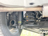 お車を安心してお乗りいただく為には、足回りの定期点検が欠かせません。サービスサポート(有償保証)では無料点検もご提供しており、安心のカーライフをお過ごしいただけるサポート体制が整っています。